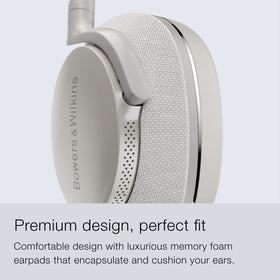 Px7 S2 external microphones improve voice clarity during calls.