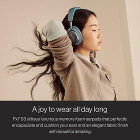 Bowers and Wilkins Px7 S3 ergonomic headband close-up during wear.
