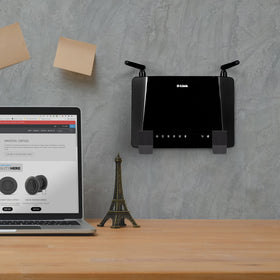 Brainwavz quick-mount tape allows tool-free installation for light items.