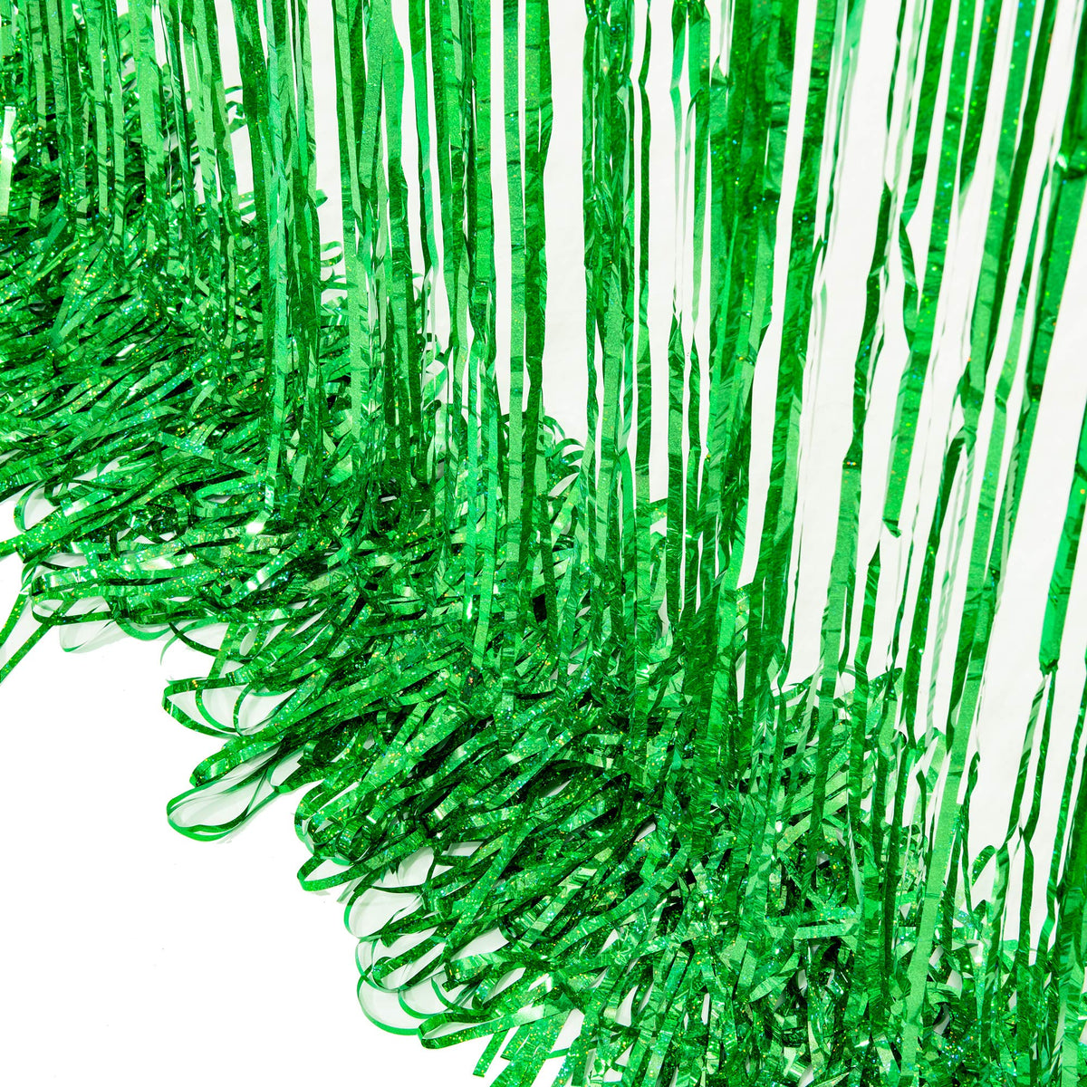 BRAVESHINE curtain used in photo booth with lights boosting photo appeal