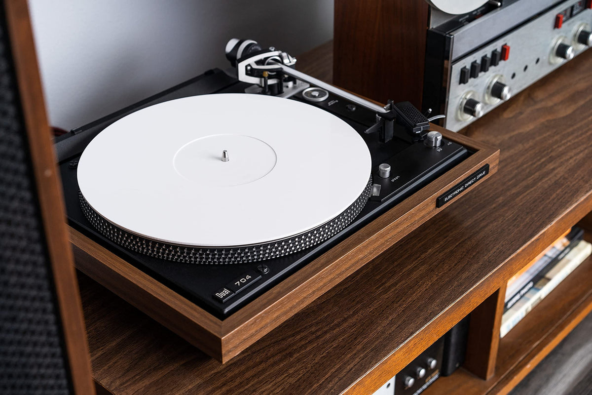 Break Tradition acrylic slipmat white ideal for home listening and casual spins