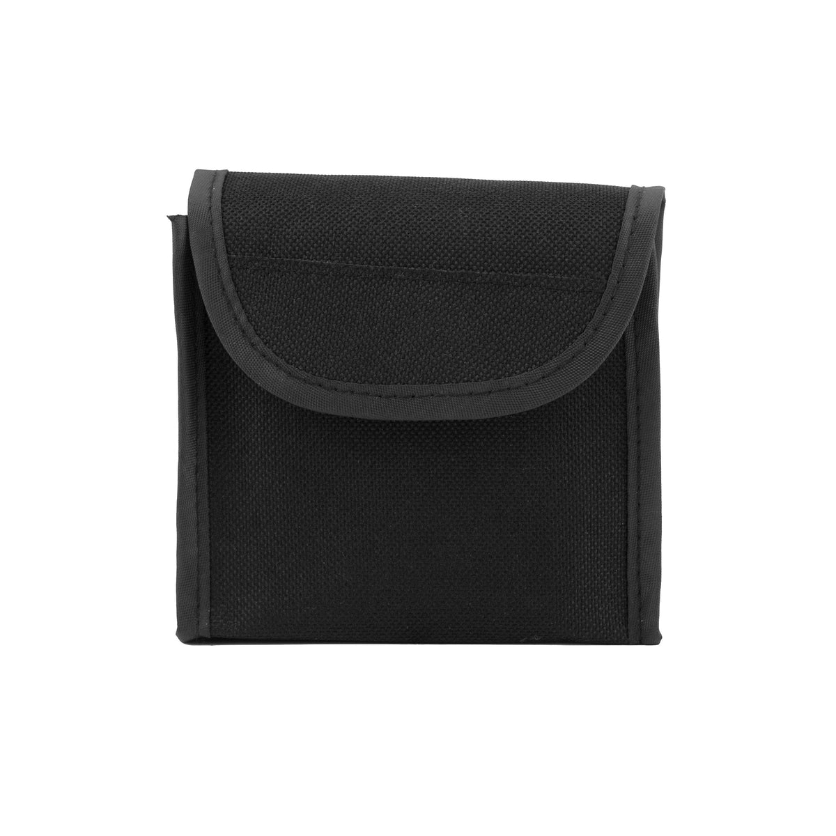 Carrying case included with National Geographic Real 3x30 kids binoculars