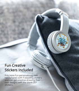 BuddyPhones Explore Plus BuddyCable sharing enables group listening
