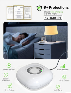 búsqueda held in hand demonstrating lightweight travel charging benefit