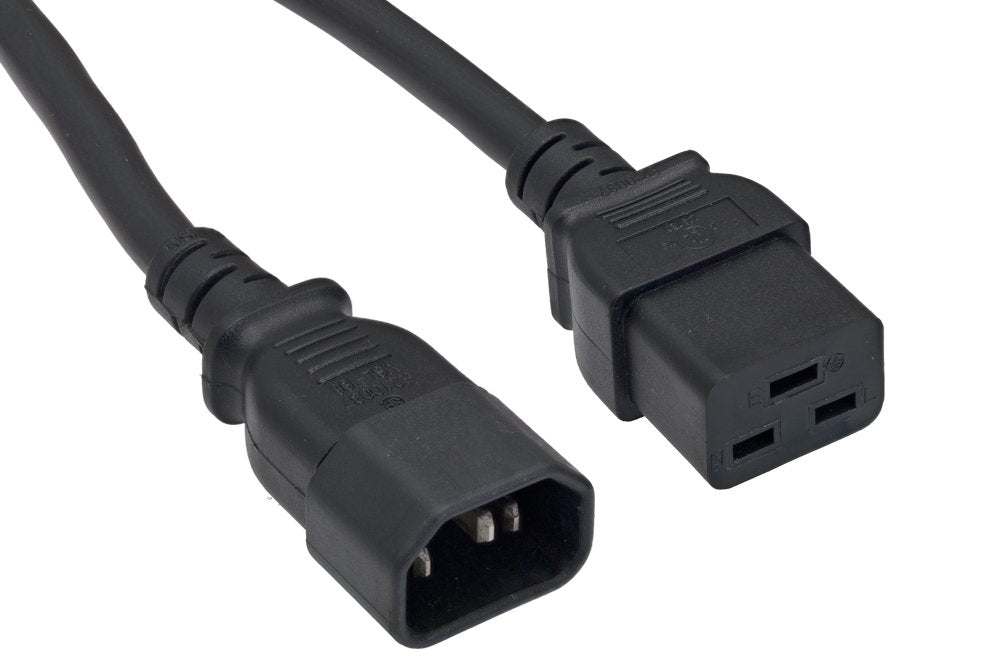 Cablelera front view showing C14 plug and C19 connector for secure rack power