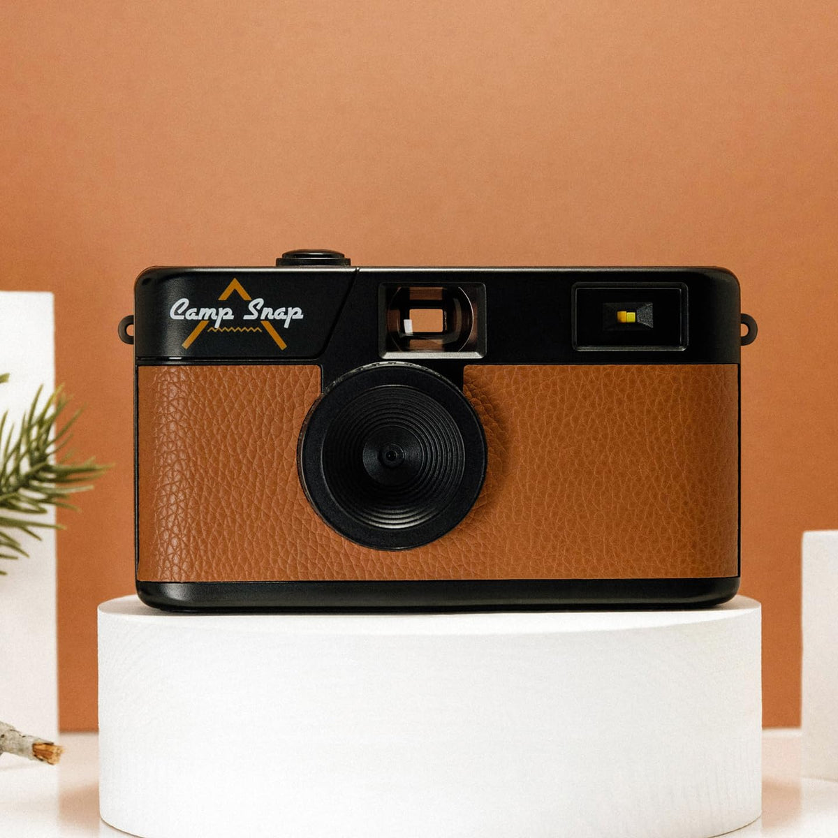 Camp Snap V105 side profile emphasizes compact size for pocket-friendly travel photography