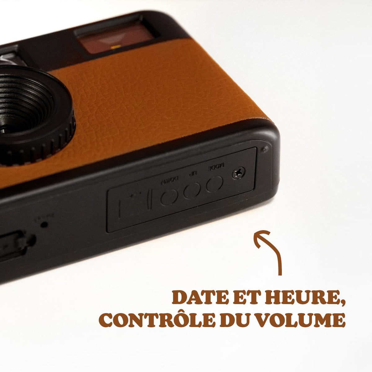 Camp Snap V105 with case conveys travel readiness for weekend getaways