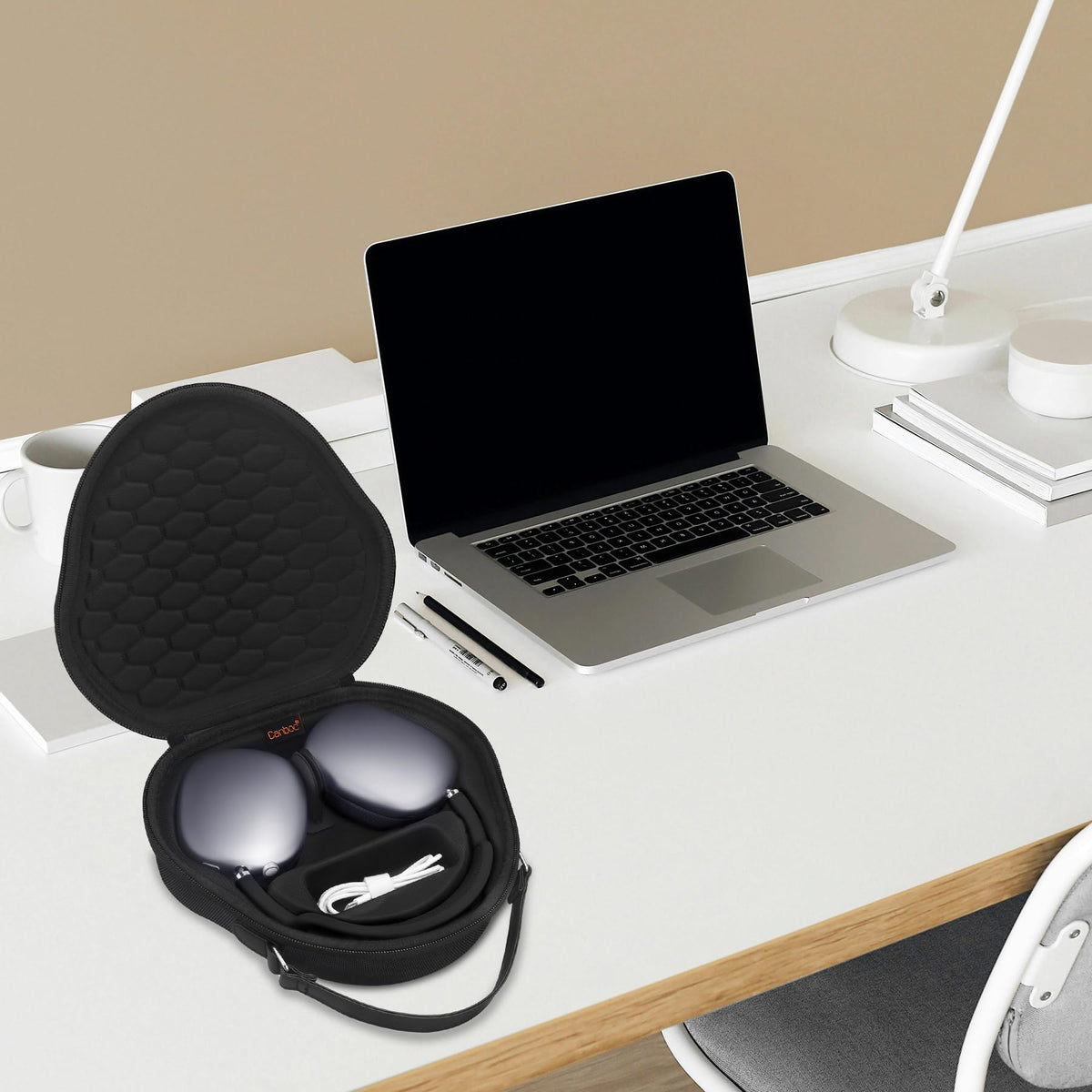 Canboc AirPods Max Case makes a thoughtful gift for travelers.