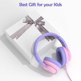 Candy Bila lifestyle image of a child using headphones for online learning and entertainment