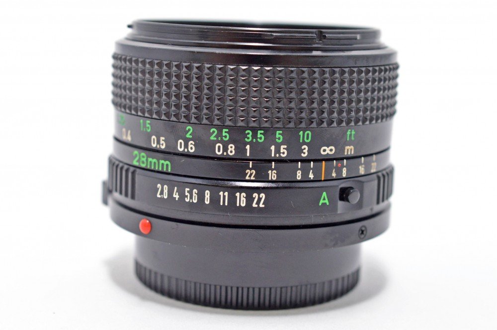 Canon 28mm f/2.8 FD lens rear mount with breech-lock system