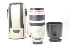 Canon EF 100-400mm lens, side view, ideal for versatile telephoto photography on the move.