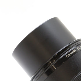 Manual-focus workflow encourages deliberate framing and texture-focused shots.