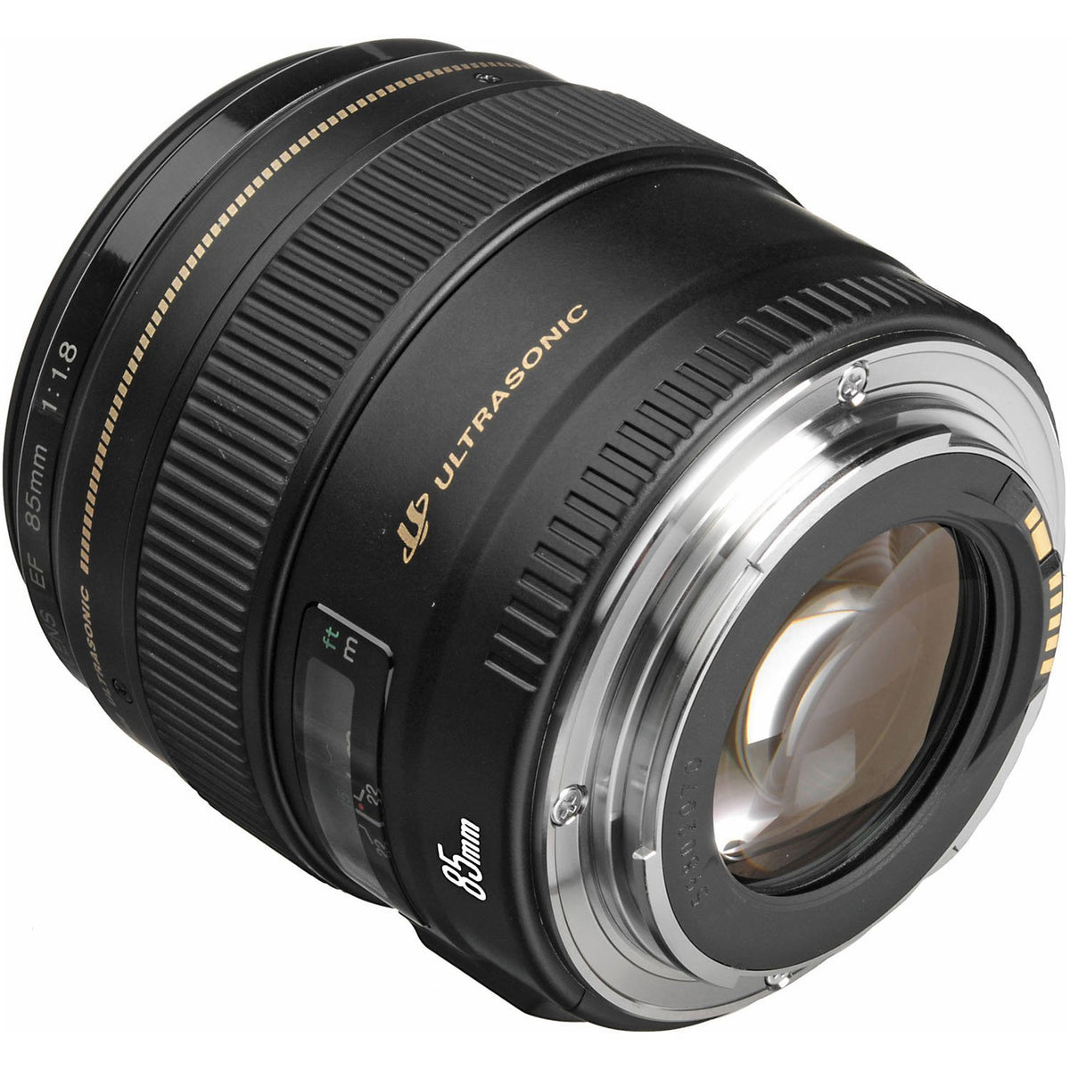 Portrait setup with Canon EF 85mm f/1.8 USM for natural expressions