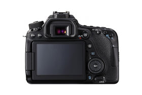 Canon EOS 80D viewfinder with 100% coverage aids precise framing.