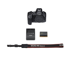 Canon EOS R6 Mark II RAW burst and pre-shoot capability for decisive moments