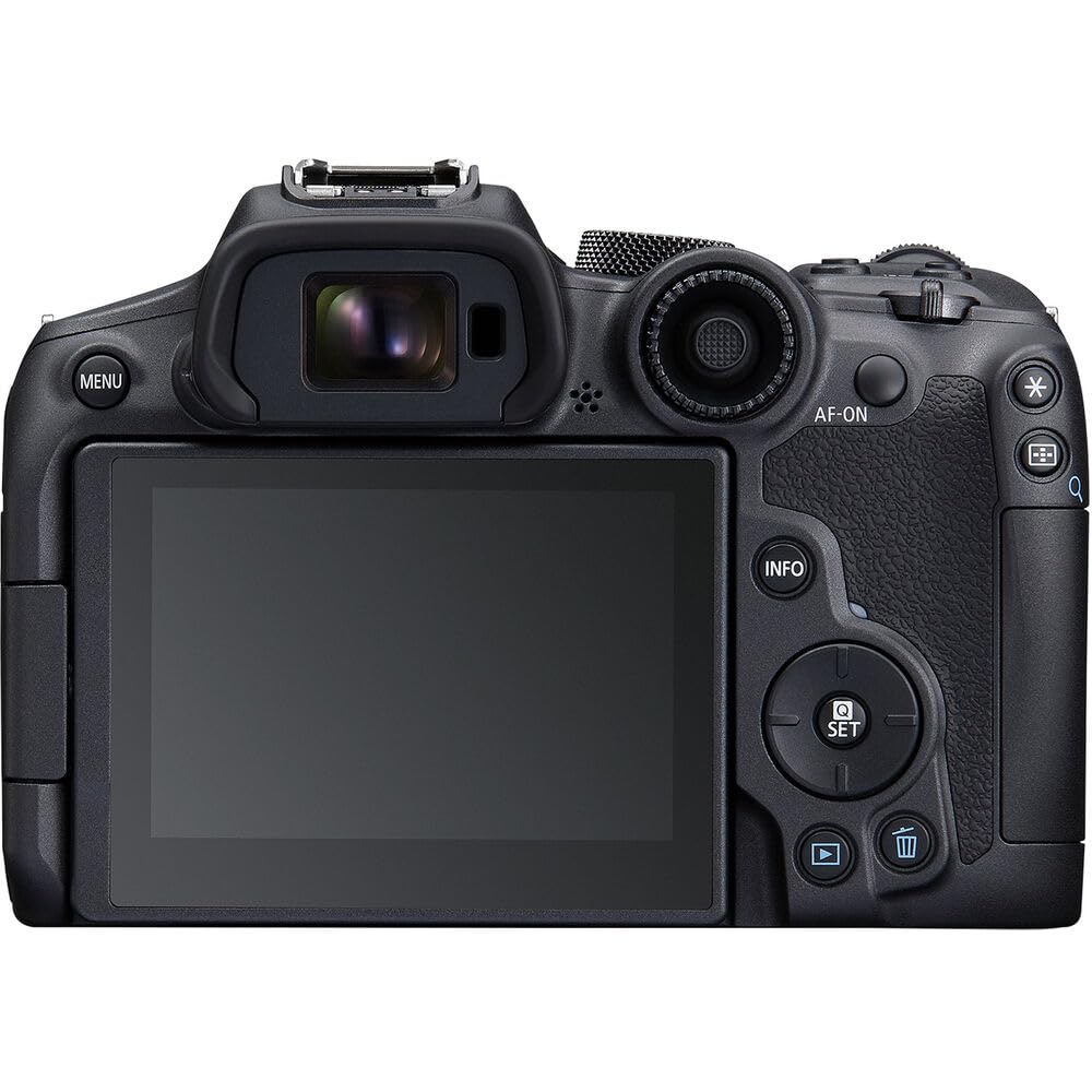 Canon EOS R7 with RF-S 18-150mm lens for broad framing.