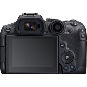 Canon EOS R7 with RF-S 18-150mm lens for broad framing.
