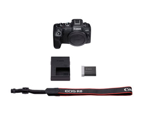 Canon EOS R8 vlogging setup illustrates portable content creation for on-the-go filming.