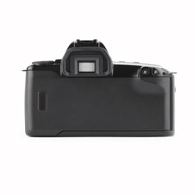 Canon EOS Rebel X shutter speed dial offers manual and auto control