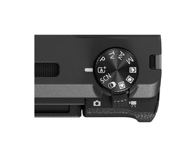 Canon PowerShot V1 offers Canon Log 3 for flexible grading.
