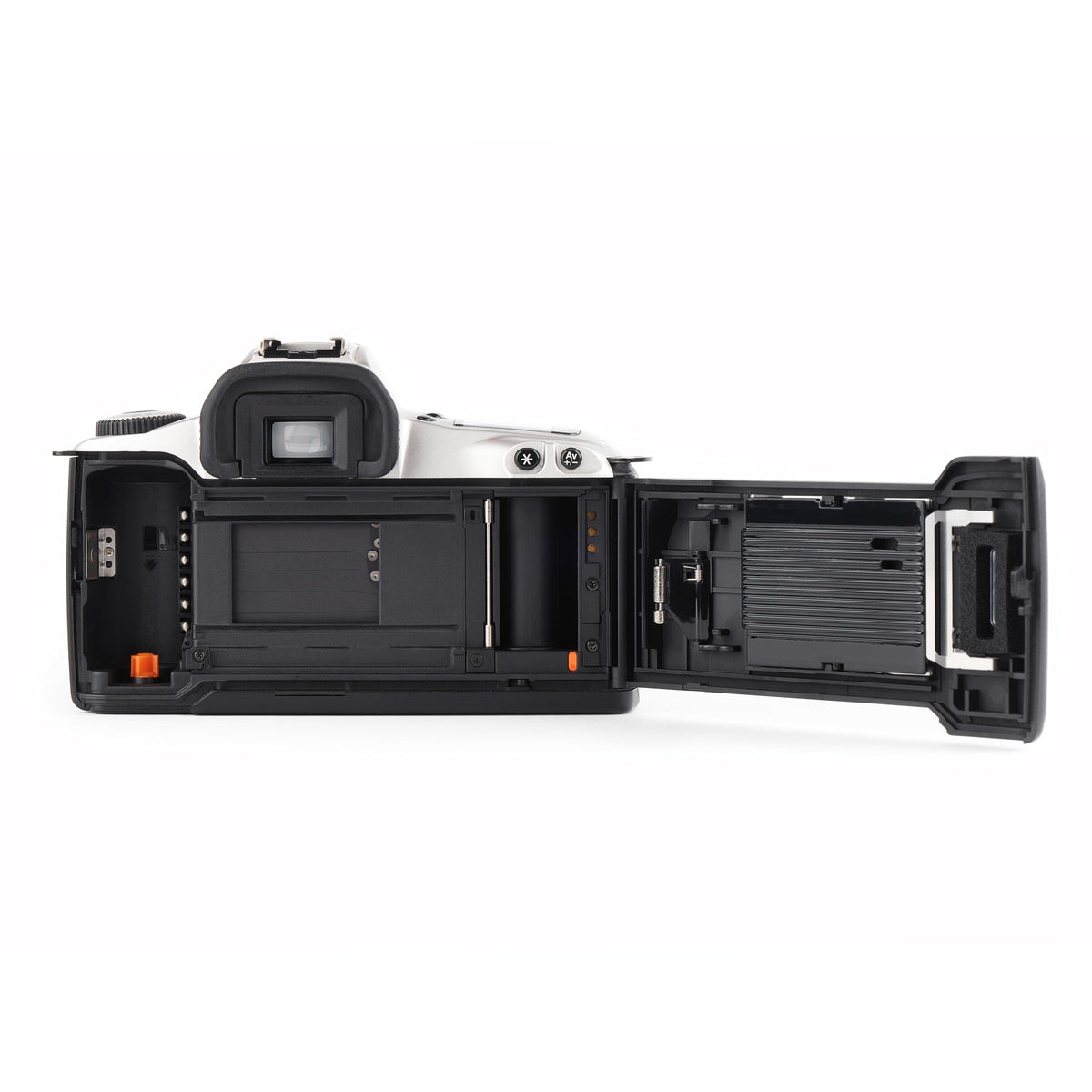 Canon Rebel 2000 35mm film experience invites tactile, hands-on photography.