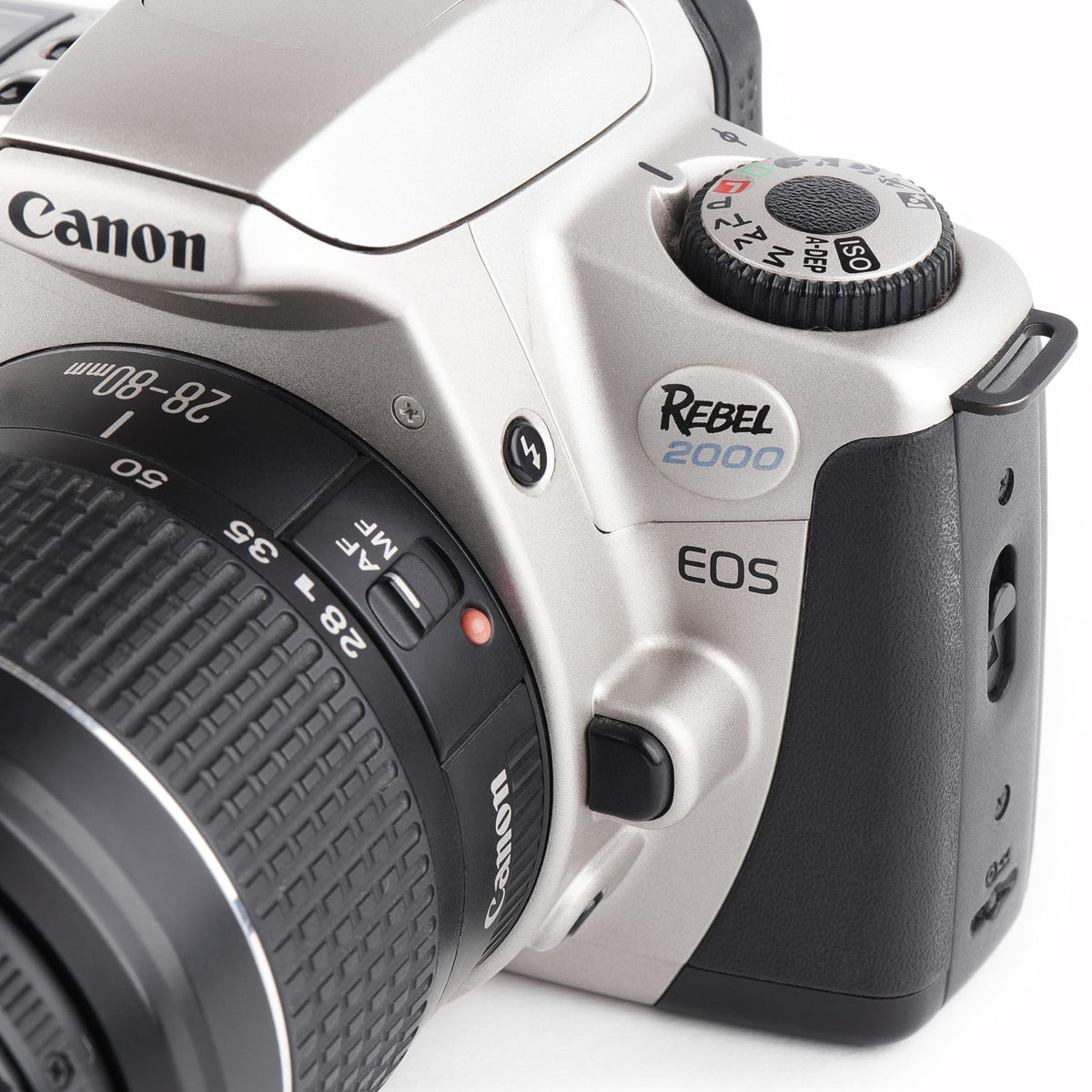 Canon Rebel 2000 offers multiple exposure modes for creative control.