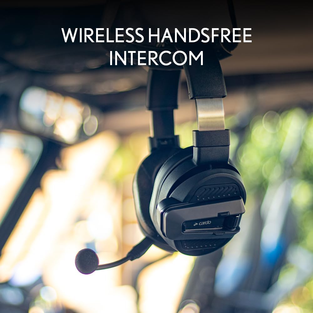 Cardo Edgephone ORV wireless intercom in action for off-road teams.