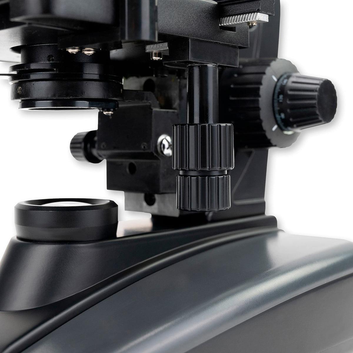Carson Double-layer mechanical stage provides smooth, precise specimen positioning.