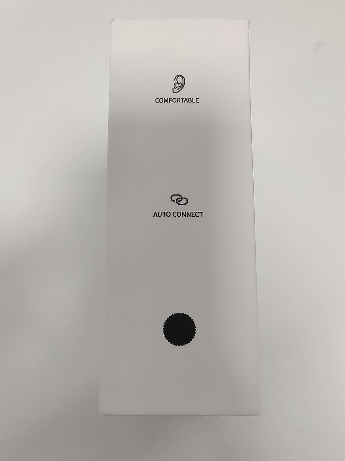 CASCHO earbuds shared between two people showing stereo or mono mode flexibility