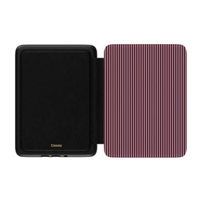 Casely rear hand strap detail offering secure one-handed reading comfort