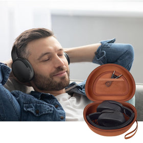 Casmilee headphone case helps keep cables and adapters organized on the go.