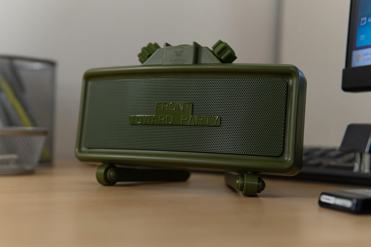 Catastrophic Industries Claymore makes a bold gift for outdoor lovers and tech enthusiasts.