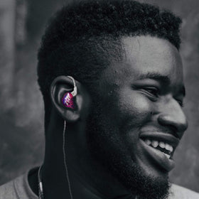 CCA KZ ZST X detachable 3.5mm plug enables easy upgrades and durable connections.