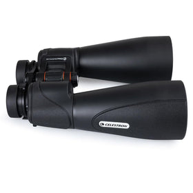 Celestron SkyMaster Pro ED 15x70 binocular nitrogen purge prevents fogging.