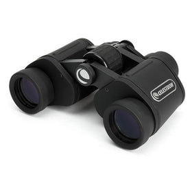 Celestron UpClose G2 large focus wheel detail enabling quick focus adjustments even with gloves