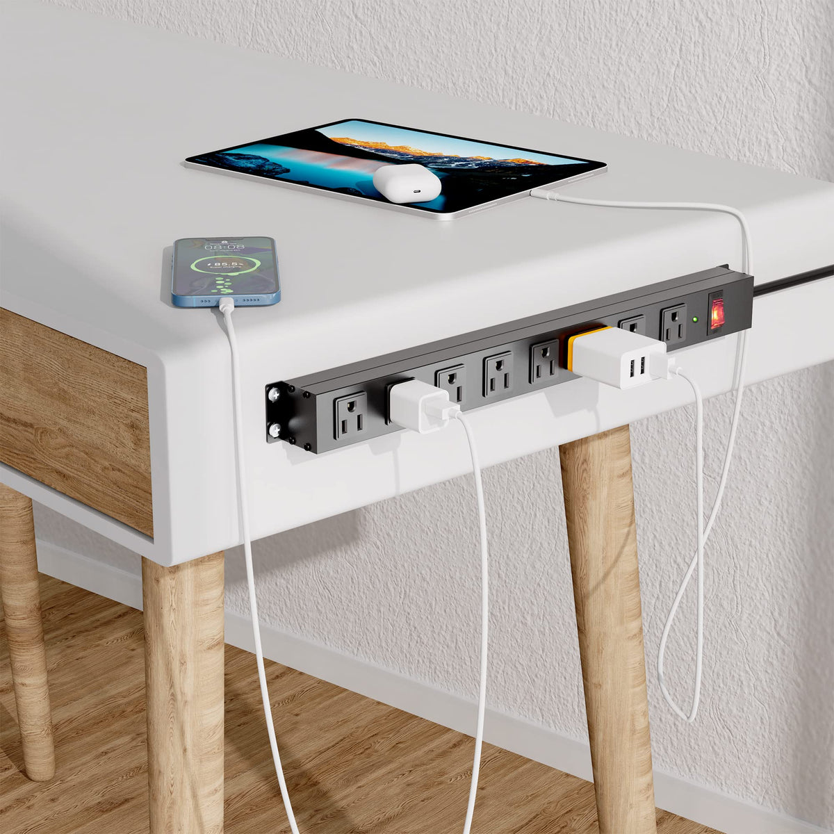 CFMASTER long 14 AWG cord power strip offers flexible placement options.