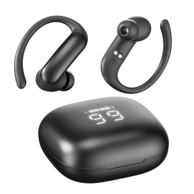 CHENRUIDA M145 charging case held in hand for size and portability comparison