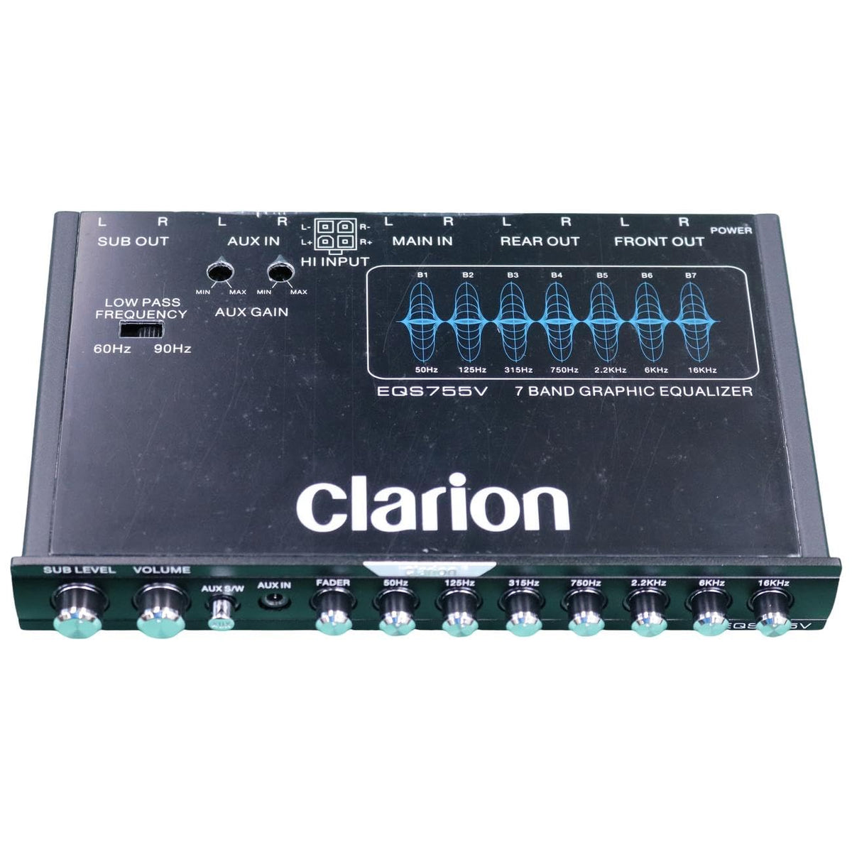 Clarion EQS755V blue illumination adds stylish visibility for night-driving ambience.