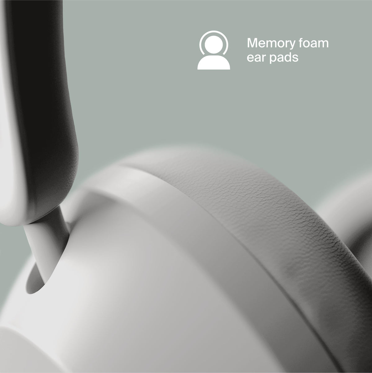 Clemm microphone detail illustrating clear hands-free call capability
