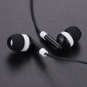 CN-Outlet close-up of earbud driver showing design and clear audio fit
