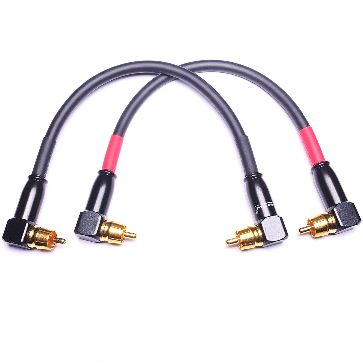 CNCESS CESS-137-6i six-inch RCA patch cable in use behind gear.