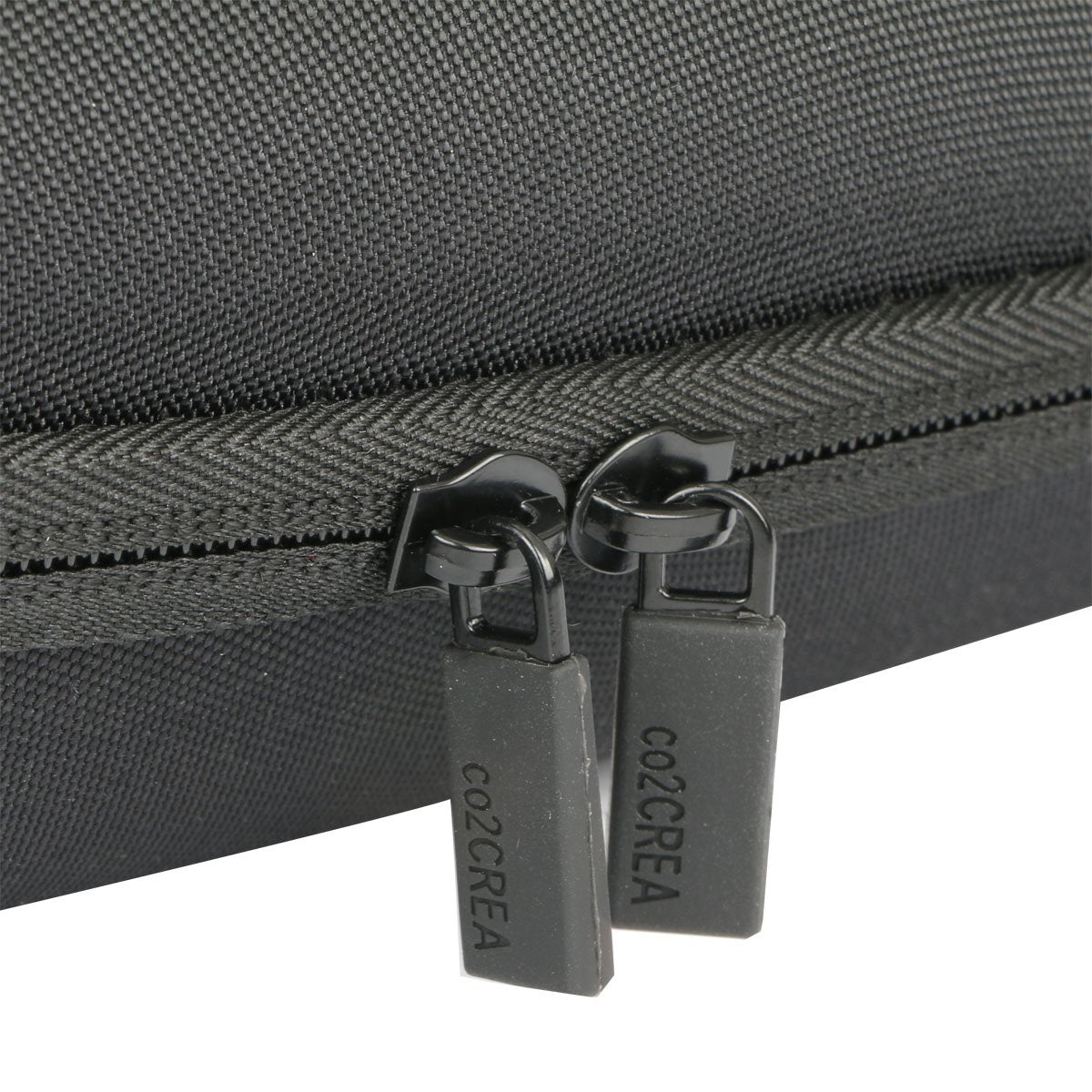 co2CREA lifestyle outdoor use with case protecting speaker on hike