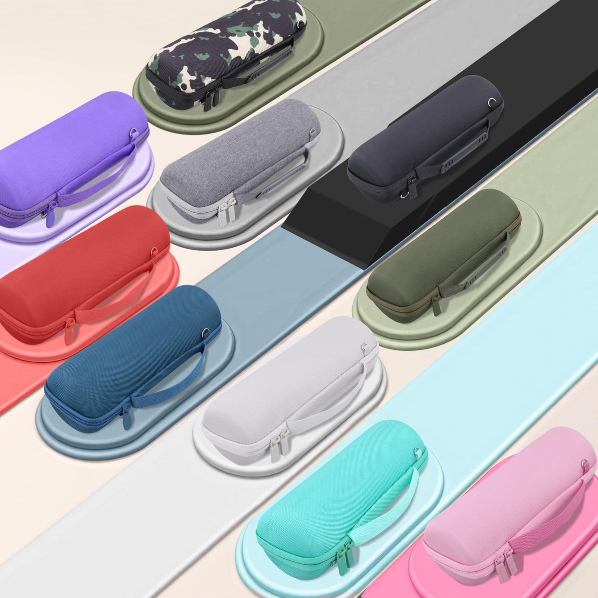two accessory pockets in the co2CREA case for charger and cable organization