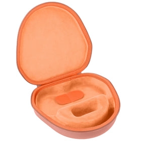 co2CREA open case interior with soft lining protecting headphones from scratches