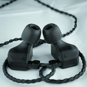 COMPLY 600 Core easy-install process lets you swap tips quickly.