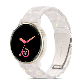 Conidido front view of resin band showing pearlescent design and fit benefit