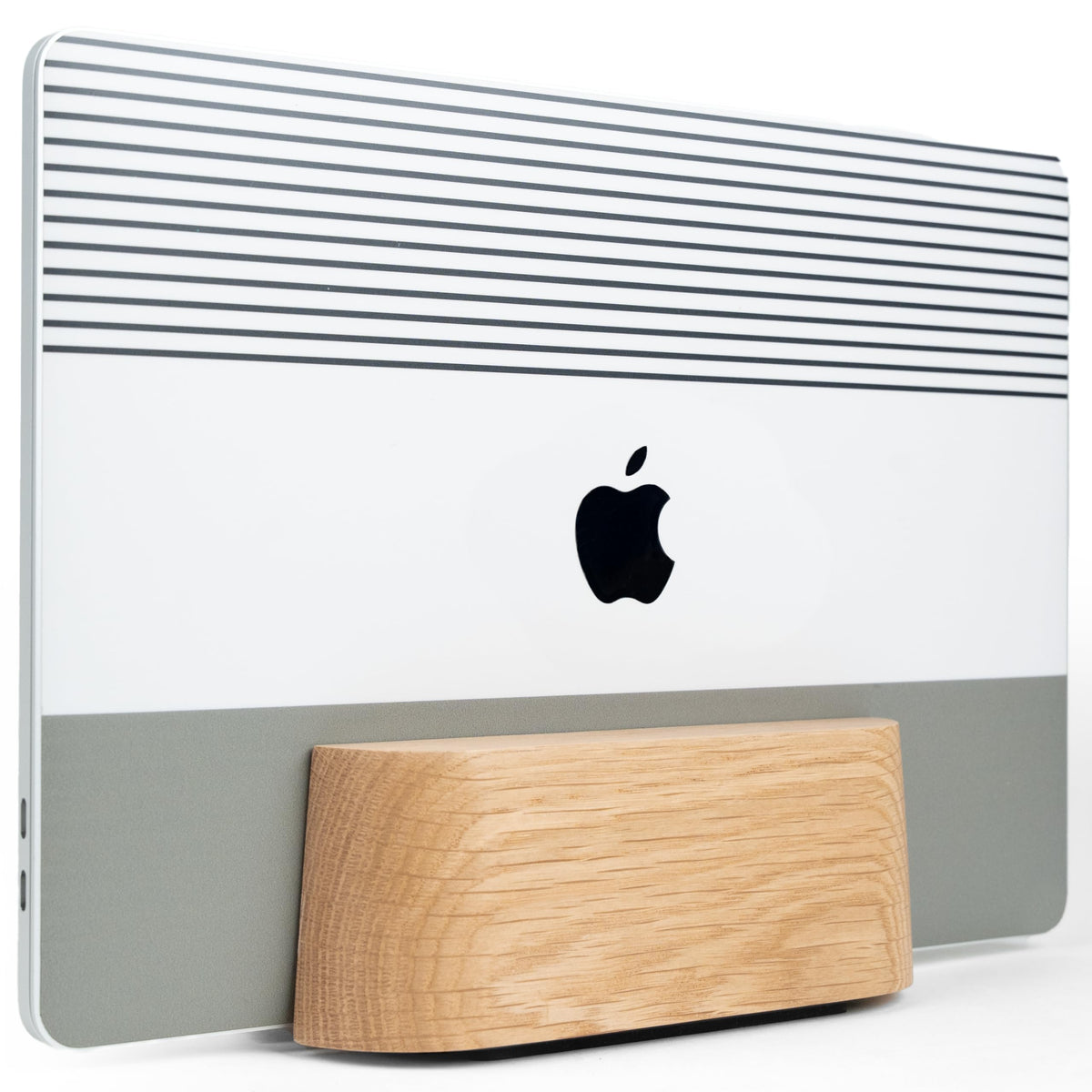 COREMINDED solid oak front view showing elegant wood and compact profile