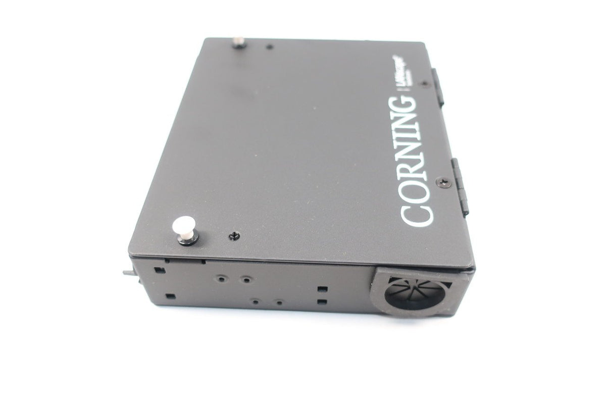 Corning SPH-01P termination tray showing clean connector access benefit