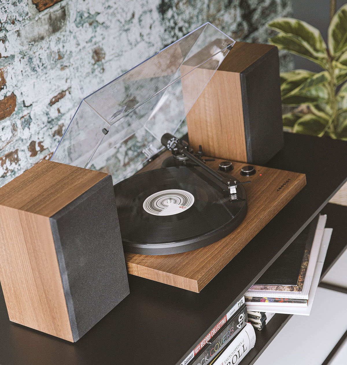Crosley C62 moving-magnet cartridge delivers reliable sound