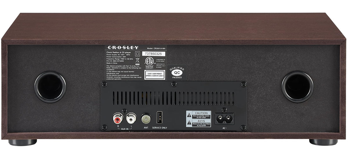 Crosley CR3501A-MA Fleetwood wood grain design adds retro charm